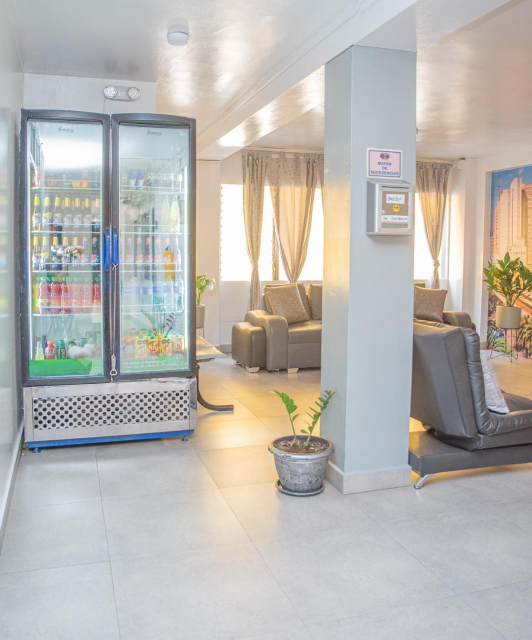 Hotel Alcazar Меделин Екстериор снимка